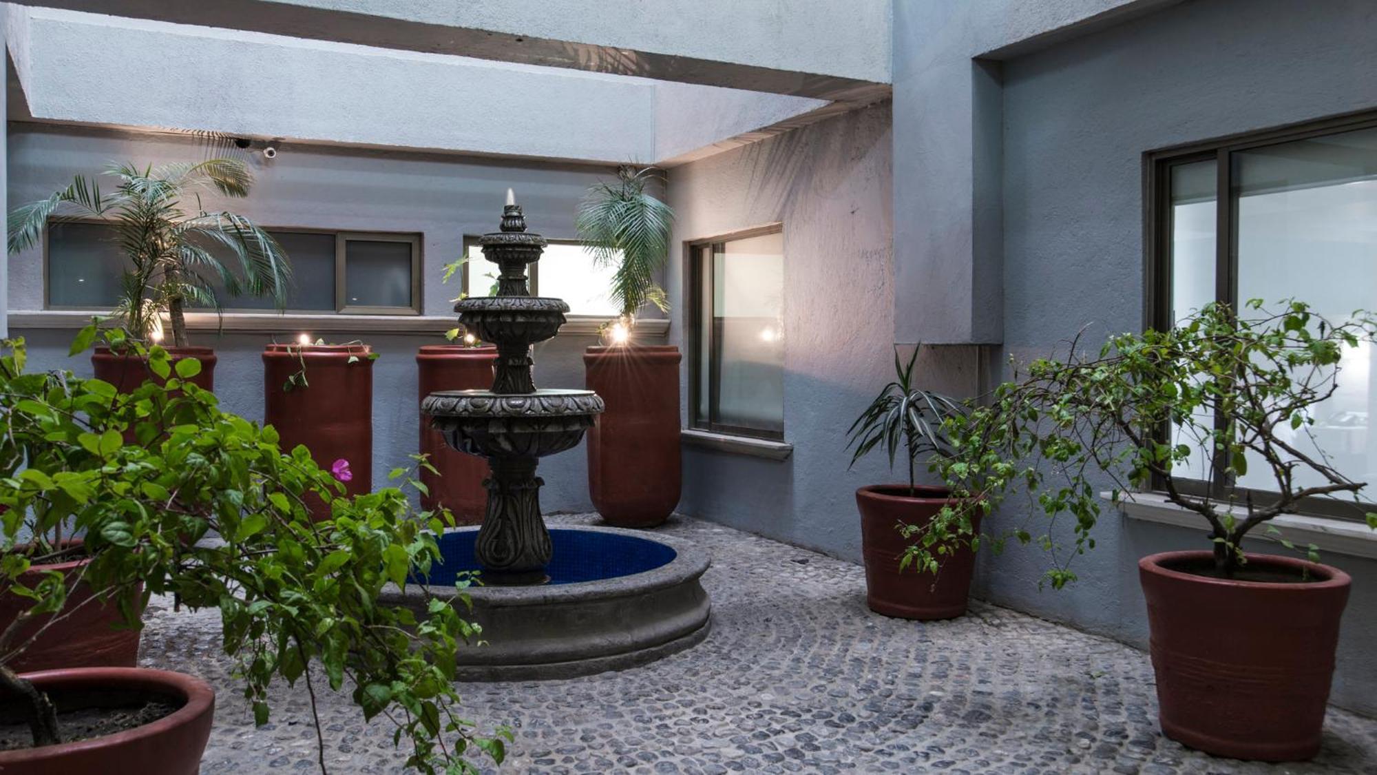 Holiday Inn & Suites Mexico Zona Reforma By Ihg Экстерьер фото