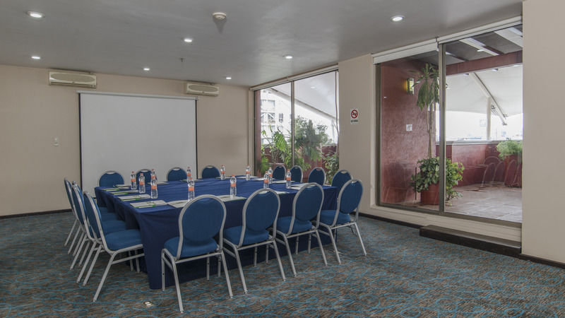 Holiday Inn & Suites Mexico Zona Reforma By Ihg Экстерьер фото